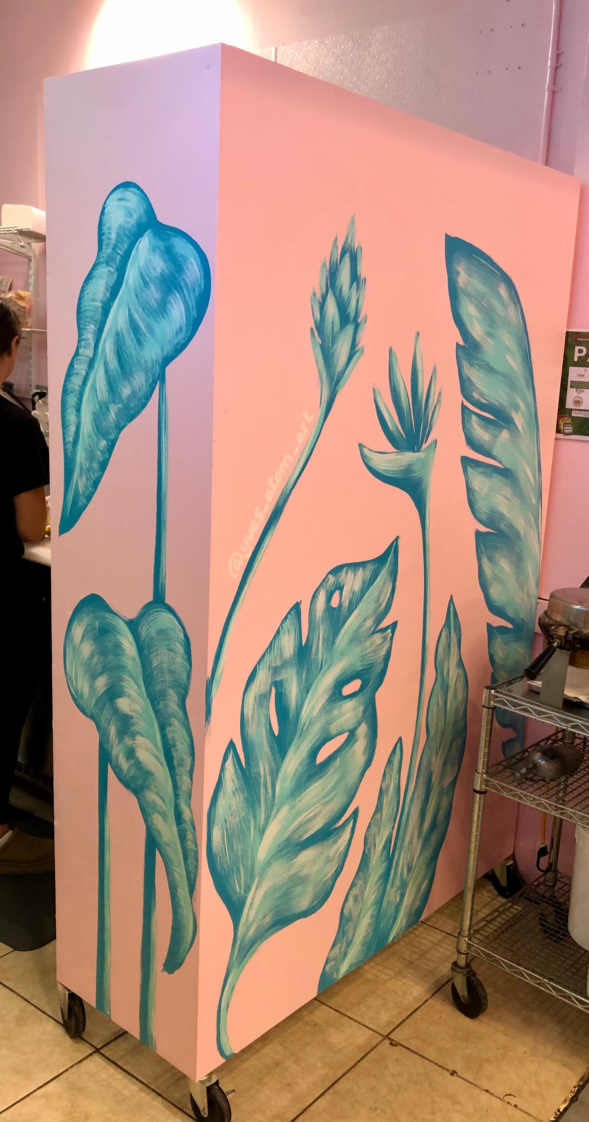 Wrapped column mural — O'ahu, HI
