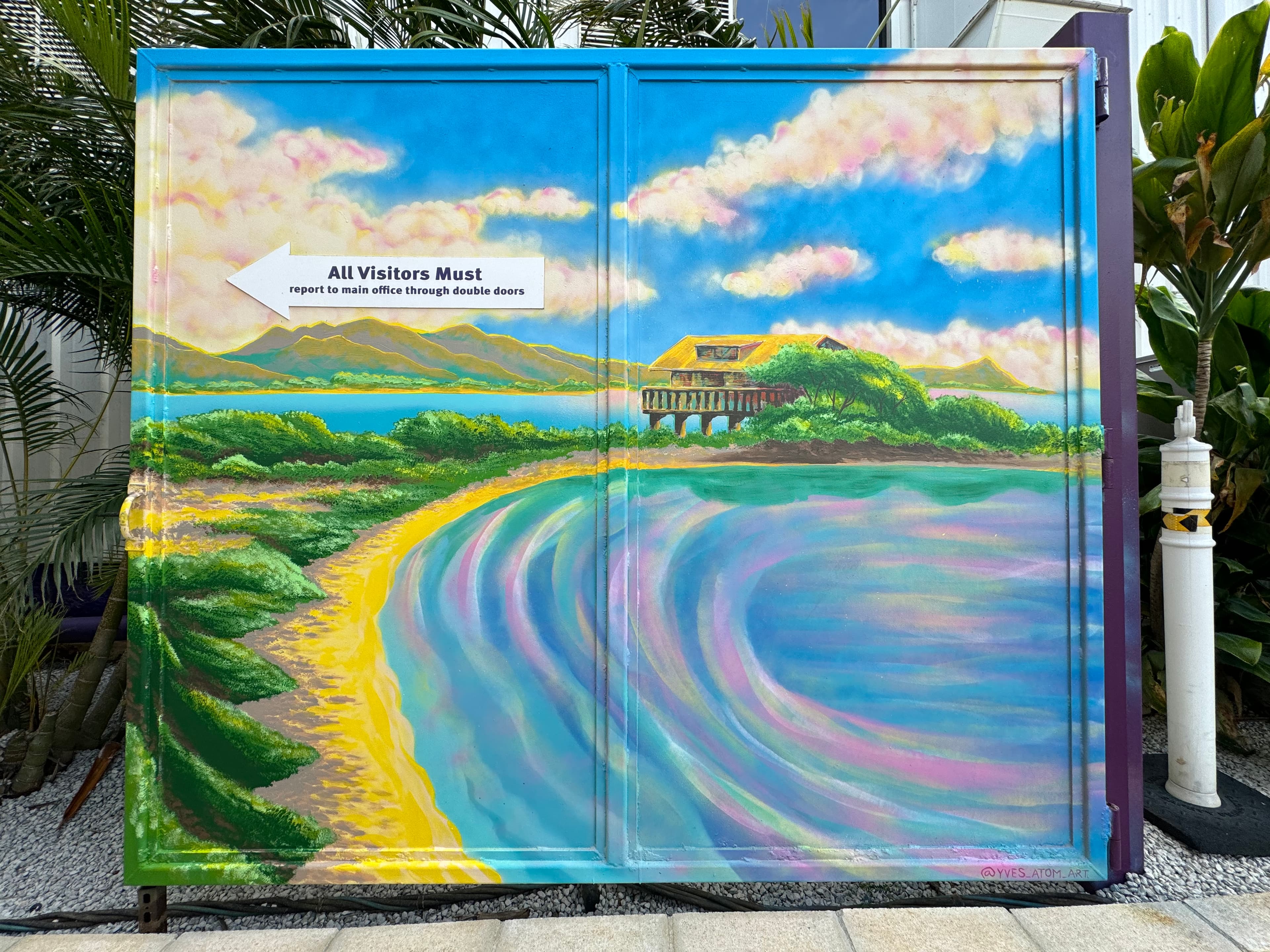 Storefront exterior — O'ahu, HI